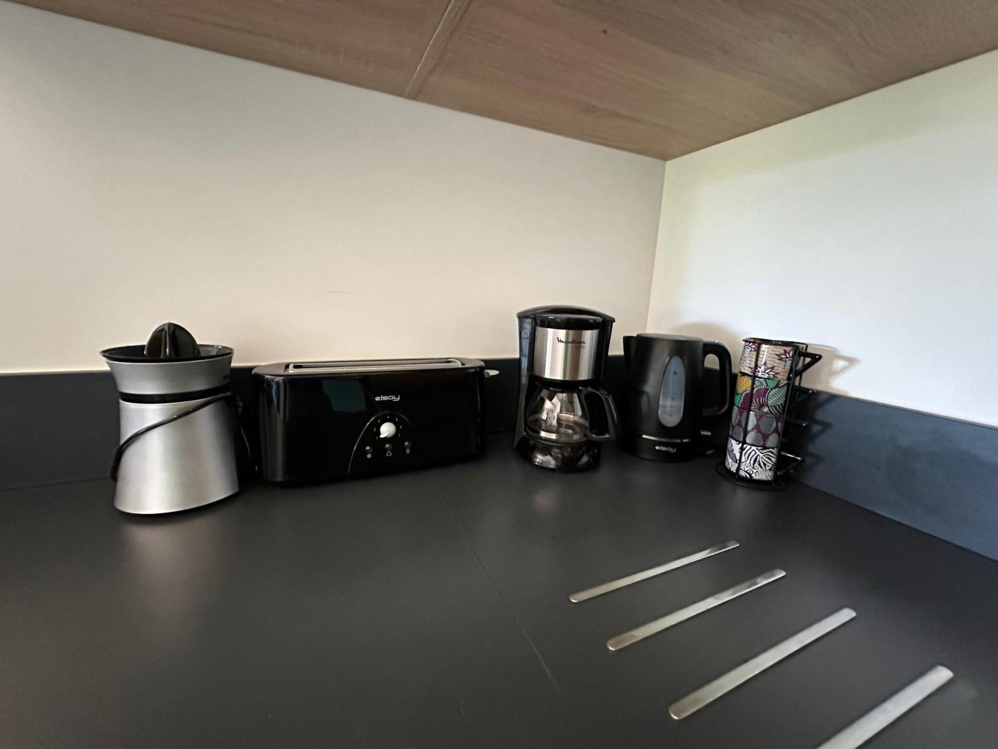 Charmant Appartement T2 Au Coeur Des Vignes Cogolin Exterior foto