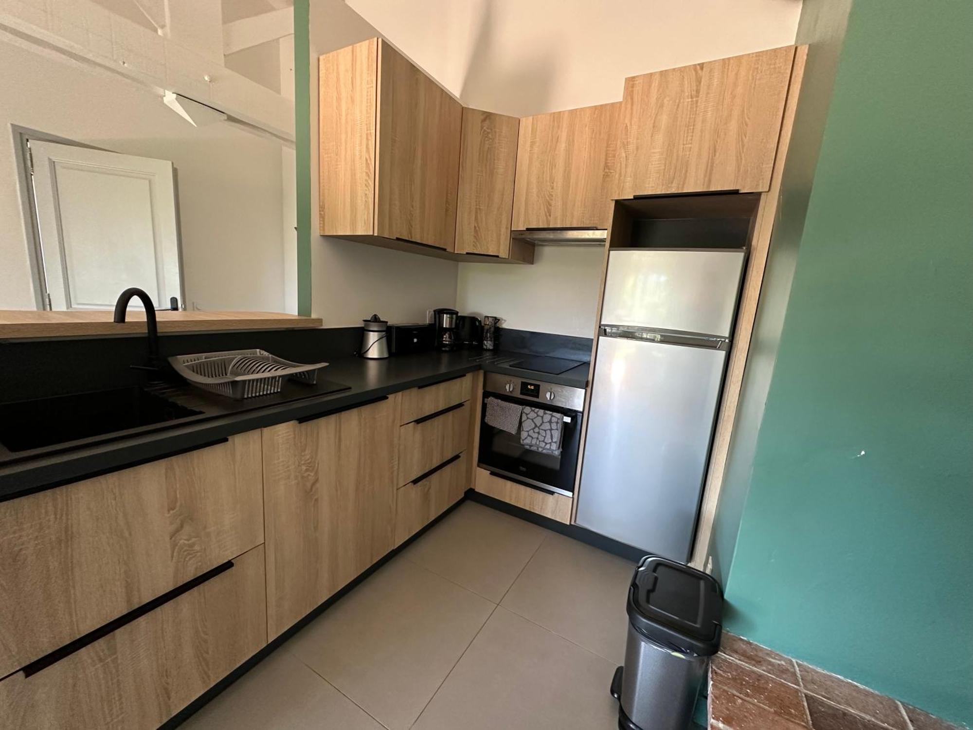 Charmant Appartement T2 Au Coeur Des Vignes Cogolin Exterior foto